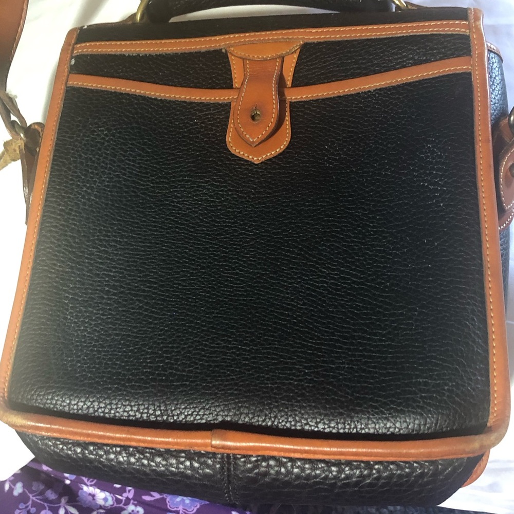 Vintage Doney & Bourke Black & Tan pebble leather Purse. All weather Duck patch